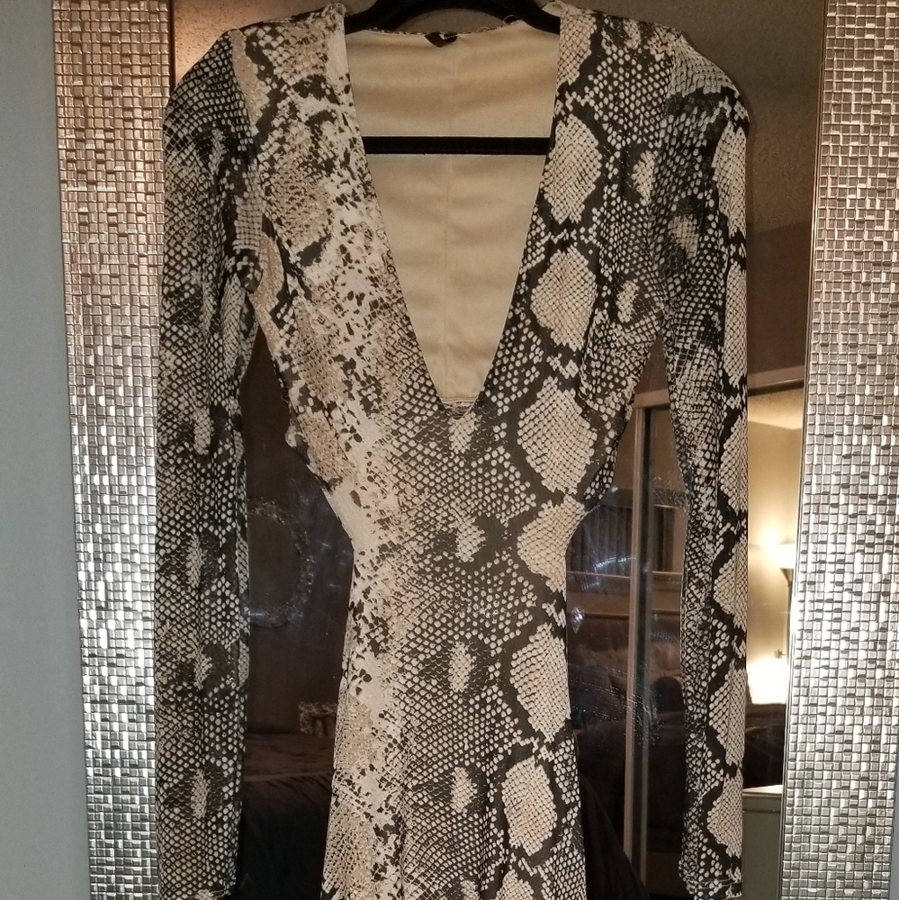 *Snake Print Open Back Dress*